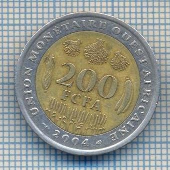 AX 470 MONEDA- STATELE AFRICII DE VEST -200 FCFA -ANUL 2004 -STAREA CARE SE VEDE foto