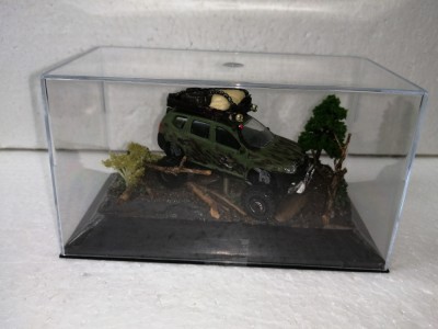 bnk jc Macheta diorama Dacia Duster Adventure - 1/64 - unicat foto