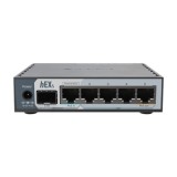 Cumpara ieftin Router hEX, 5 porturi RJ45 Gigabit, 1 x SFP 2.5G, 1 x PoE Out, USB, PoE In - MikroTik E60iUGS