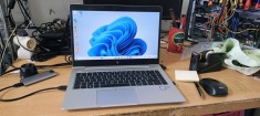 HP elitebook 840 G5 i5-8300U 1.9GHz, Ram 9GB, SSDM2 512GB
