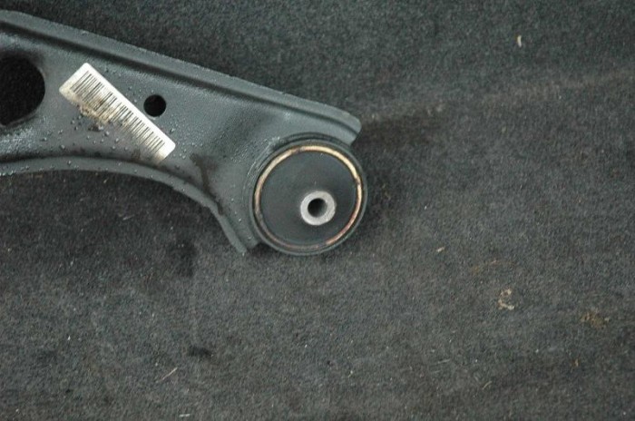 Braț inferior dreapta față OPEL CORSA D 2013 1612394