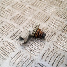 Senzor de poziție ax cu came PORSCHE CAYENNE 9PA 2009 OEM: 030907601E 2392266