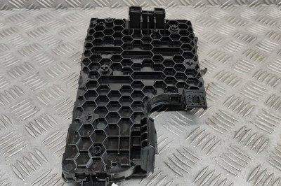 Modul de confort TESLA MODEL Y 2022 OEM: 1657648-02-A | 29993581 foto