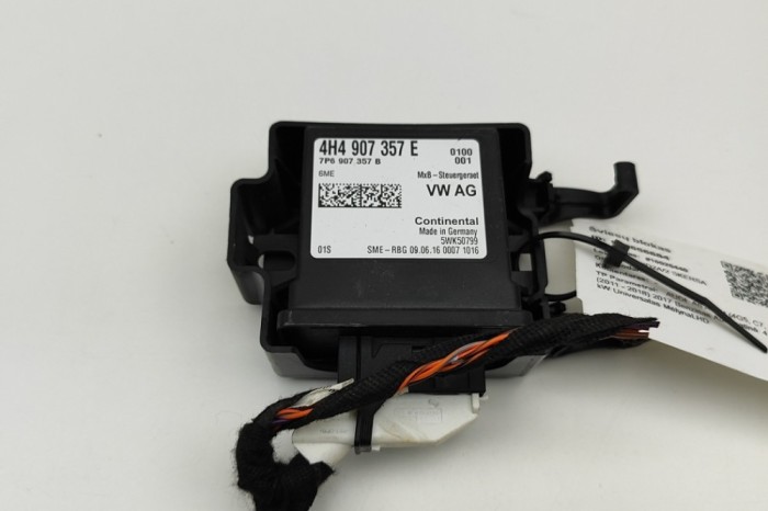 Modul de control far AUDI A6 Avant 4G5, C7, 4GD 2017 OEM: 4H4907357E,4H4907357B,5WK50799 30656684
