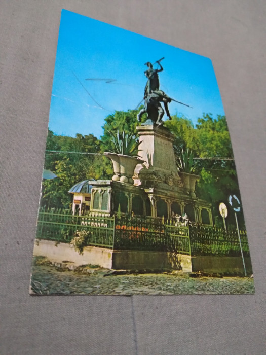 CARTE POSTALA - BAILESTI MONUMENTUL EROILOR CIRCULATA