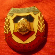 Insigna Militara Evidentiat in Pregatirea pt.Apararea Patriei ,h=4cm metal si em