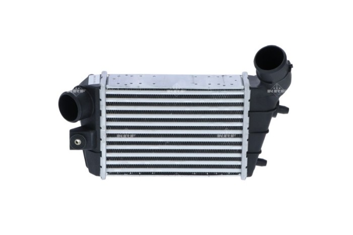 NRF 30142A Intercooler, compresor