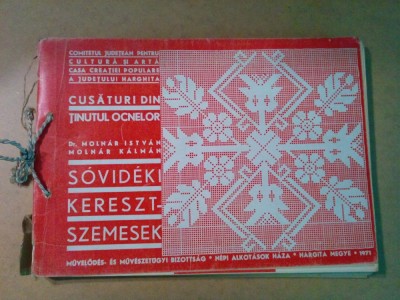 CUSATURI DIN TINUTUL OCNELOR - Molnar Istvan (text) - Fenykep Molnar Kalman (foto) Harghita, 1971, 49 planse + text; lb. romana si maghiara foto