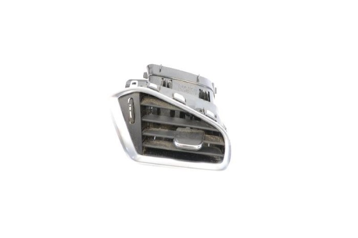 Gura de ventilație planșa de bord CITRO&Euml;N DS4 2015 OEM: 9676606977 | 10002035