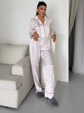 Cumpara ieftin Set pijama dama din doua piese, cu nasturi &ndash; 2500343, Alb/Roz