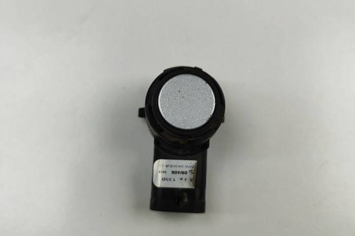 Senzor de parcare față SKODA OCTAVIA III Combi 5E5 2014 OEM: 5Q0919275 30641604