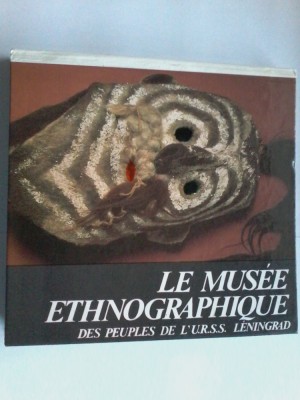 LE MUSEE ETHNOGRAPHIQUE DES PEUPLES DE L&amp;#039;U.R.S.S. LENINGRAD foto