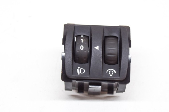 Comutator de reglare &icirc;nălțime faruri RENAULT ZOE BFM_ 2015 OEM: 251900567R 11803865