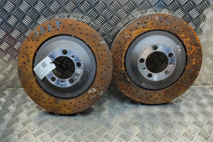 Set disc de fr&acirc;nă față PORSCHE 911 992 2024 OEM: Coupe | 25270115