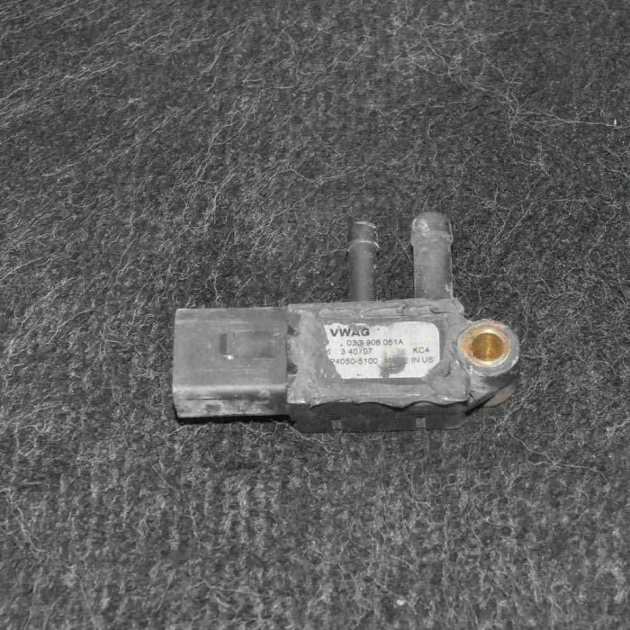 Senzor de presiune DPF VW TRANSPORTER V T5 Minibus / passenger 2006 OEM: 03G906051 2853082