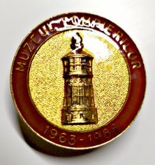 MI INSIGNA MUZEUL POMPIERILOR 1963 1988 BRONZ POMPIERI POMPIER MAI foto