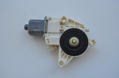 Motor macara geam ușă dreapta spate MERCEDES-BENZ C W204 2010 OEM: 0130822504 1456191 foto