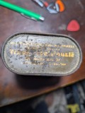 pentru colectionari -trusa antigaz -iperita din perioada 1932-1940