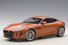 JAGUAR F-TYPE R COUPE (FIRESAND/METALLIC ORANGE) 2015 1:18 foto