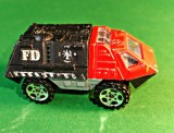Pompieri Blindată Fire Rescue FD Diecast Made in China TAB metal și plastic, gardă mare la sol, jante cromate 7/2.5/3.5 cm in stare foarte buna X