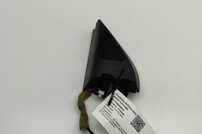 Difuzor ușă dreapta față VW PASSAT Variant B7 365 2012 OEM: 3C8035411,3AA837993B 30658955 foto