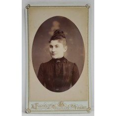 STUDIO FONTES , PARIS , TANARA , PORTRET IN MEDALION , FOTOGRAFIE C.D.V. , EMBOSATA , SFARSITUL SEC. XIX