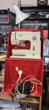 Cumpara ieftin Masina de cusut Bernina minimatic 807
