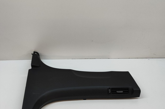 Ornament st&acirc;lp B dreapta KIA EV6 CV 2021 OEM: 85845-CV100 28535888