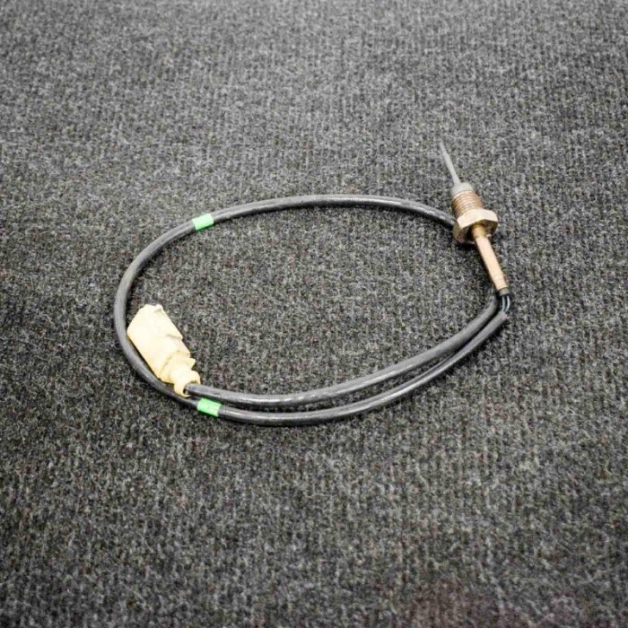 Senzor de temperatură AUDI Q3 8U 2017 OEM: 04L906088BS 3698010