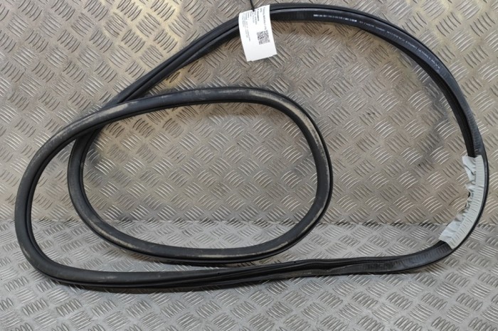 Garnitura ușă dreapta față AUDI Q4 Sportback F4N 2024 OEM: 11A867912B | 30344036