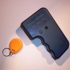 Aparat Copiat Tag-uri Cartele Interfon Rotunde RFID AutoProtect KeyCars