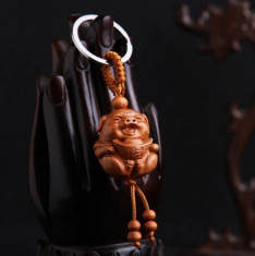 Breloc Porc Amuleta FengShui Noroc Bani,lemn mahon sculptat manual-Anul Porcului foto