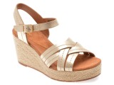 Cumpara ieftin Sandale CLARKS argintii, SABINA STRAP, din piele naturala
