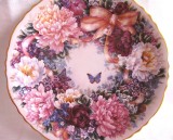 FARFURIE DECORATIVA PORTELAN AMERICA BRADEX EDITIE LIMITATA DESIGN LENA LIU CIRCLE OF LOVE