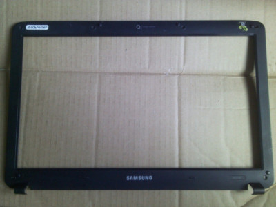 carcasa rama display Samsung RV510 NP-RV510 R530 E352 ba75-02375a S3510 foto