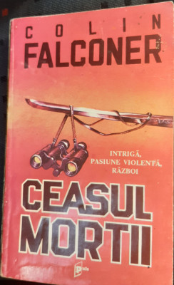 CEASUL MORTII COLIN FALCONER foto