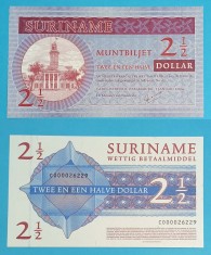 Surinam 2.5 Dollars 2004 &#039;Muntbiljet&#039; UNC serie: C000026229 p#156