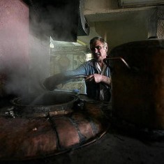 VAND PALINCA de Zalau \ TUICA TRADITIONALA 100% DE PRUNE DE ZALAU SALAJ 52 - 54 GRADE