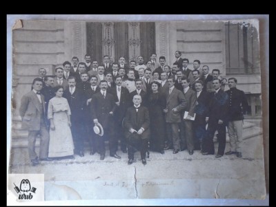 Foto veche 1911 anul IV Medicina Bucuresti clasa prof Maldarescu(mijloc) foto