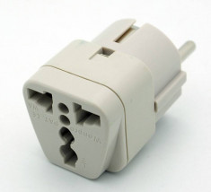 OEM ADAPTOR PRIZA UK LA CEE 7/7 foto