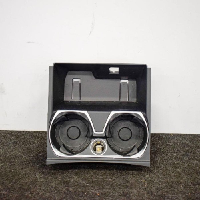 Suport de pahar BMW 7 G11, G12 2017 OEM: 9302629 2742681
