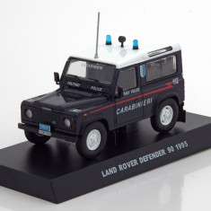 Macheta Land Rover Defender 1996 Carabinieri - Altaya 1/43