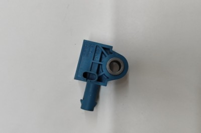 Senzor de impact st&amp;acirc;nga spate AUDI Q3 8U 2013 OEM: 5K0959351A 30772964 foto