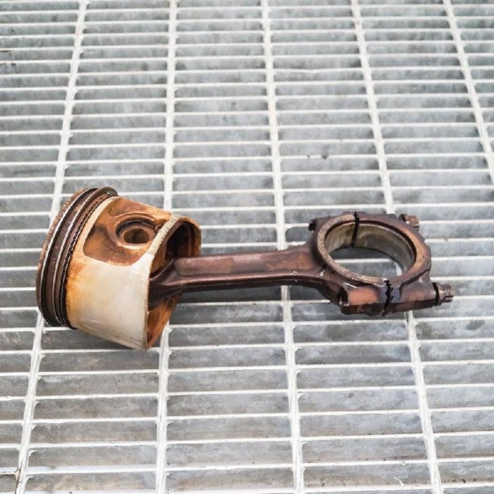Piston VOLVO S60 I 2007 OEM: 30750666 1754278