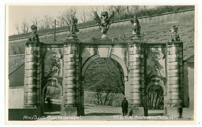 2092 - ALBA - IULIA, Poarta Cetatii - old postcard - unused