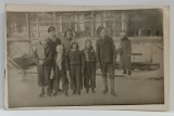 COPII LA PATINOAR , FOTOGRAFIE DE GRUP , BUCURESTI , FORMAT CARTE POSTALA , PERIOADA INTERBELICA