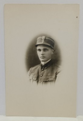 OFITER ROMAN , CU MARCA REGELUI FERDINAND PE CHIPIU , FOTOGRAFIE FORMAT CARTE POSTALA , INCEPUTUL SEC. XX foto
