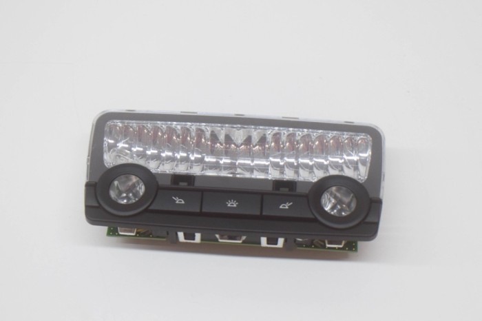 Iluminare interioară BMW 5 F10 2013 OEM: 9240763 13457165