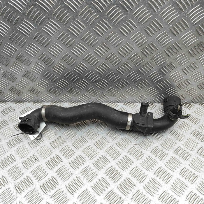 Furtun de lichid de răcire VW PHAETON 3D_ 2003 OEM: 3D0122051C,3D0122291F 32593483