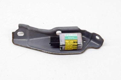 Senzor de impact st&amp;acirc;nga spate LEXUS GS III GRS19_, UZS19_, URS19_ 2007 OEM: 89834-30020,187900-1782 14250033 foto